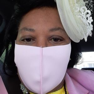 Meet your Posher, Angela